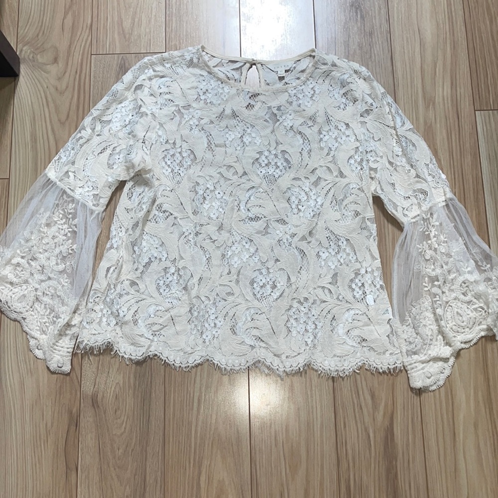 Adiva Cream Lace Bell Sleeve Blouse